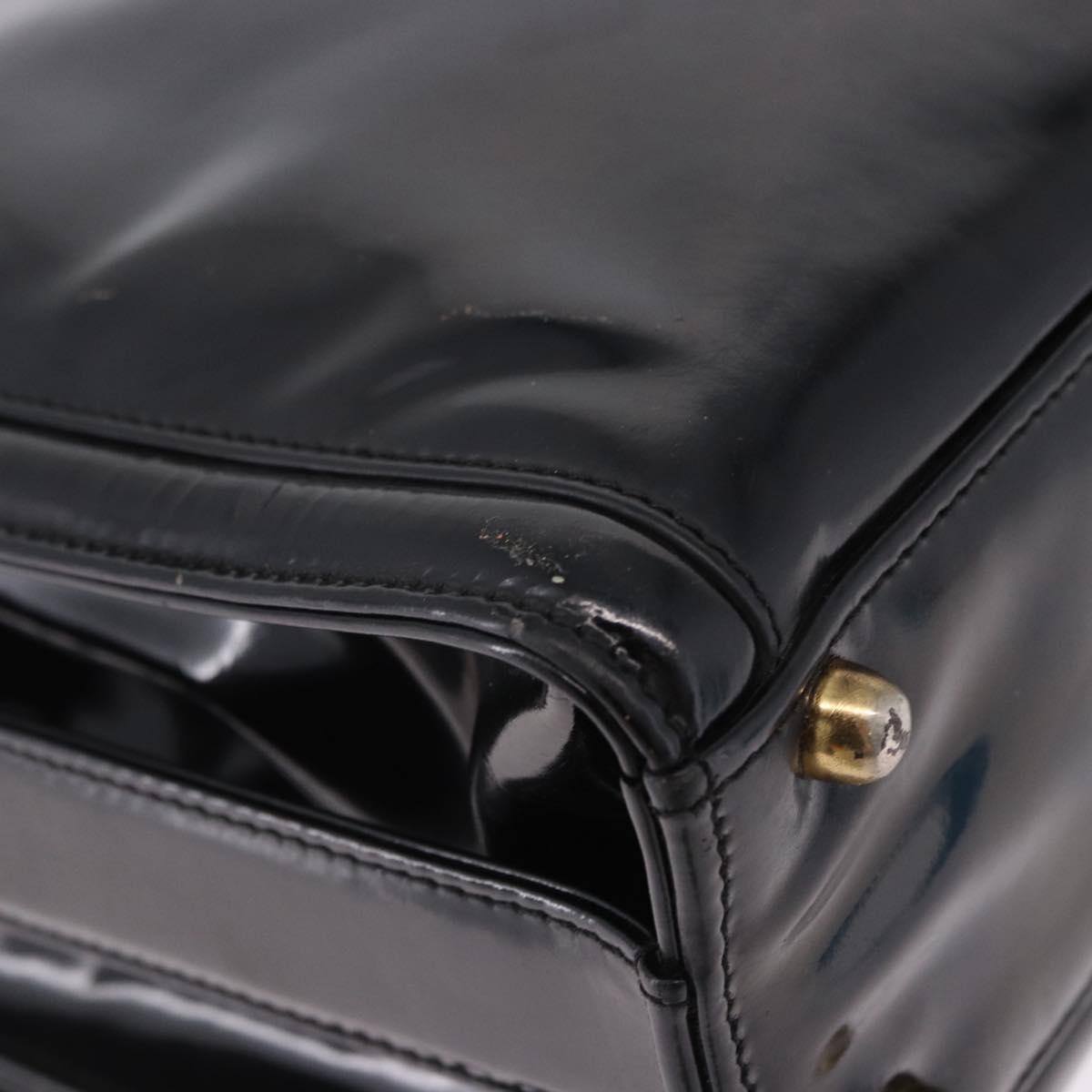 CHANEL Shoulder Bag Patent Black CC Auth 192734