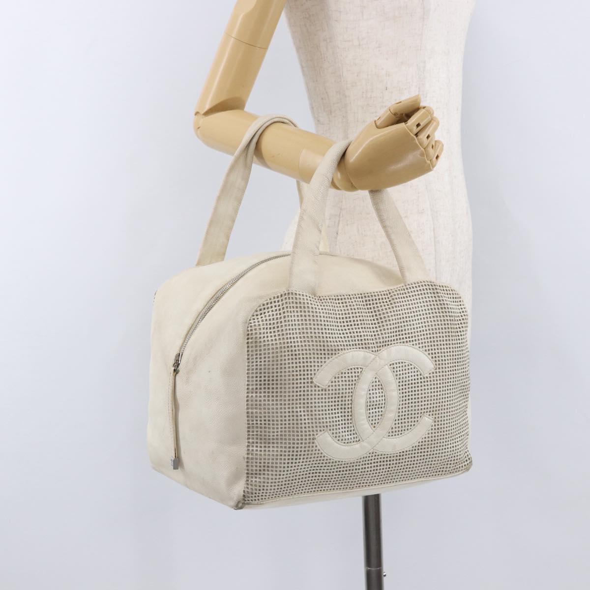 CHANEL COCO Mark Hand Bag Leather Ivory Silver CC Auth 192801