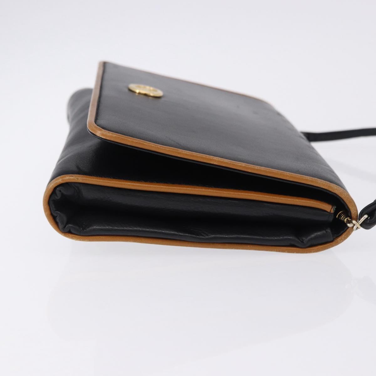 CELINE Horse Carriage Shoulder Bag Leather Black Gold Tone Auth 192821A