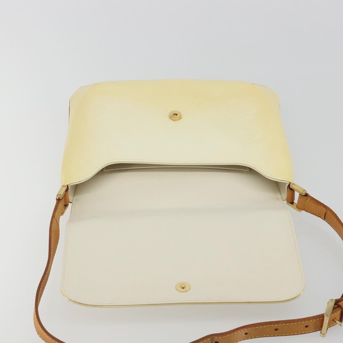 LOUIS VUITTON Monogram Vernis Thompson Street Bag Perle M91203 LV Auth 193024