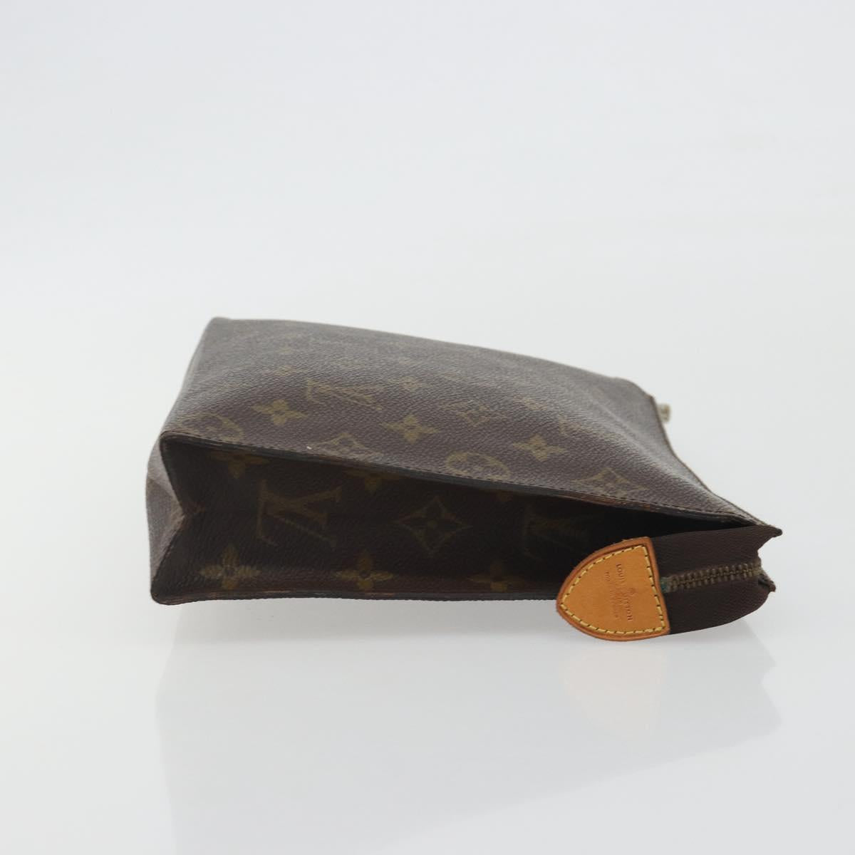 LOUIS VUITTON Monogram Poche Toilette 26 Pouch M47542 LV Auth 193058