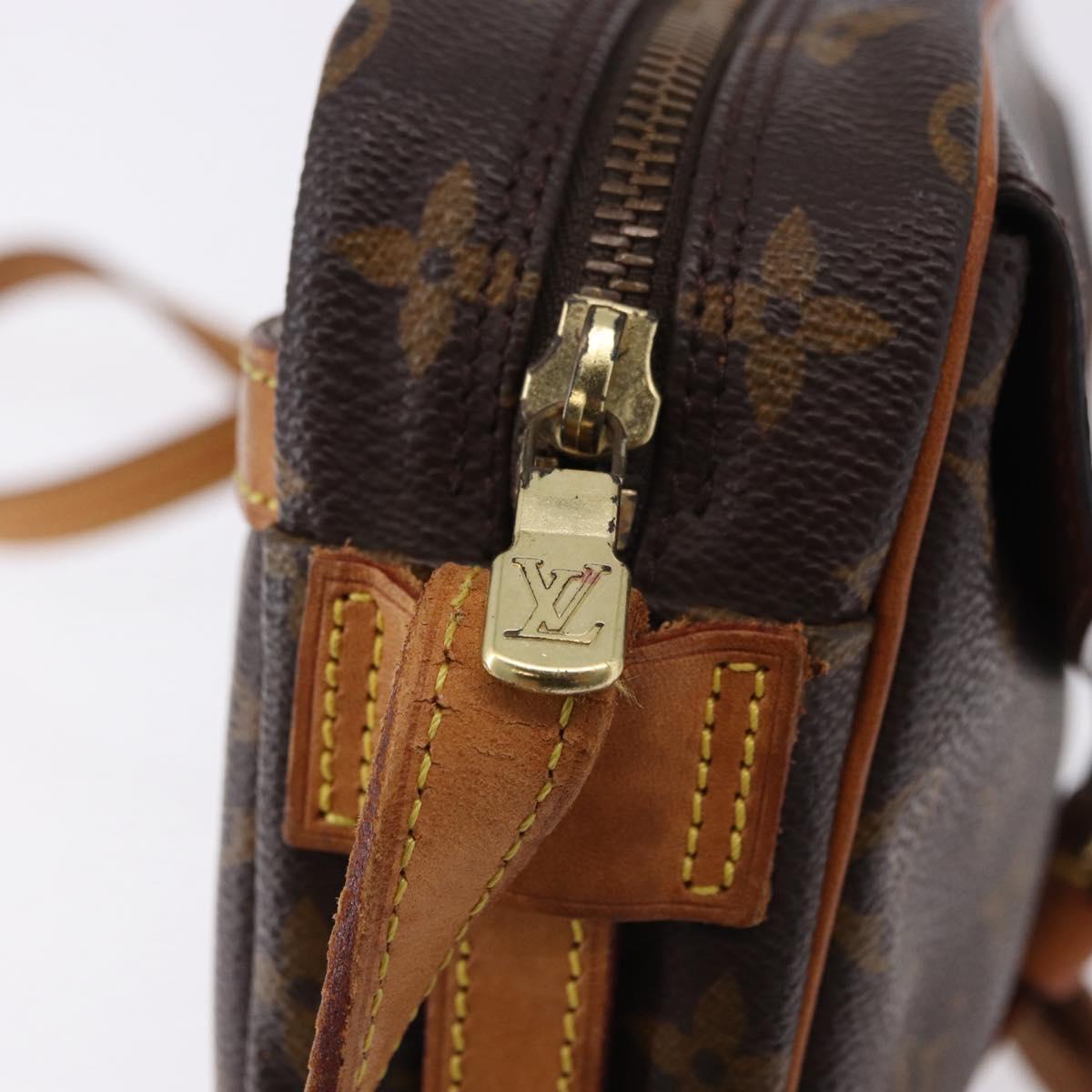 LOUIS VUITTON Monogram Jeune Fille MM Shoulder Bag M51226 LV Auth 193120A