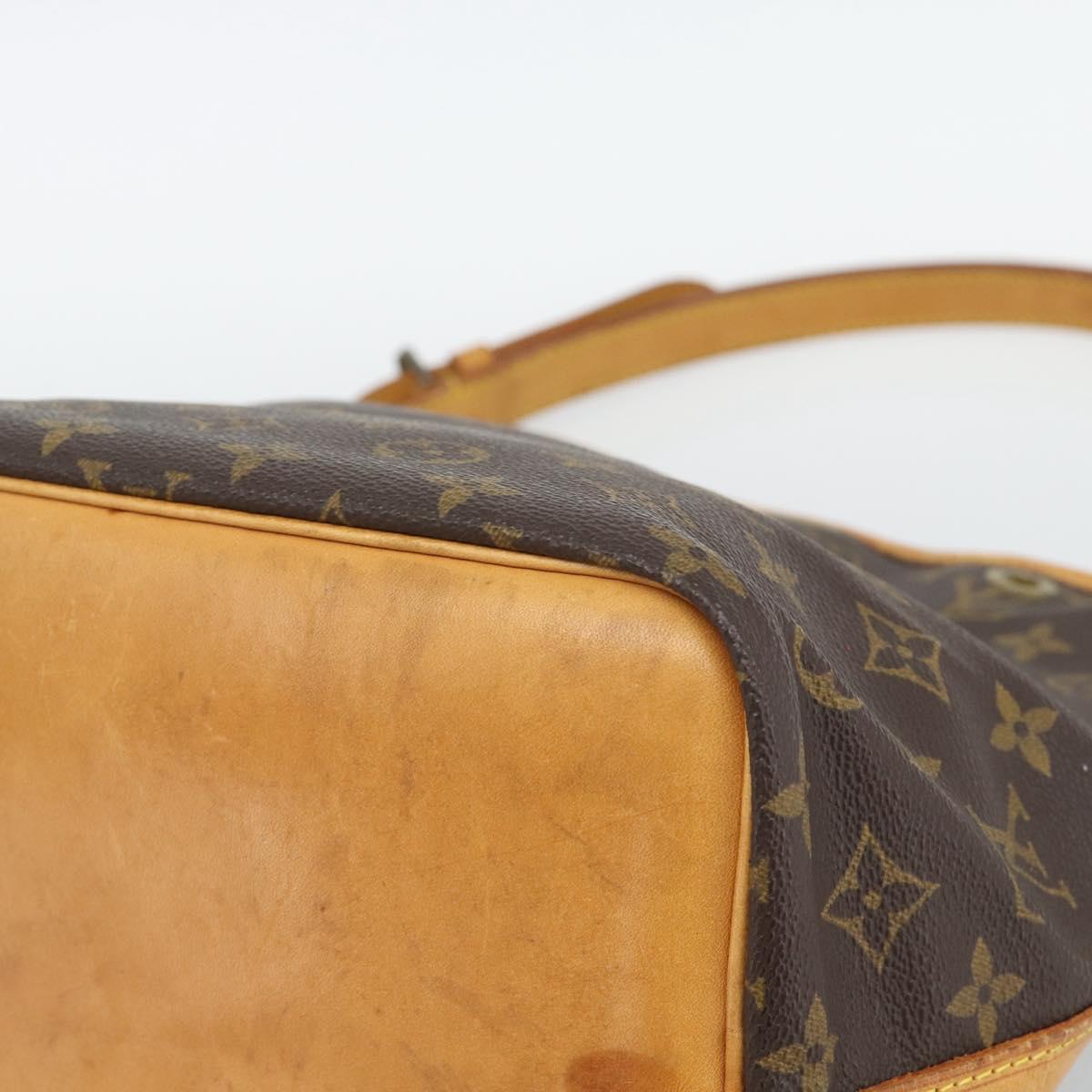 LOUIS VUITTON Monogram Petit Noe Shoulder Bag M42226 LV Auth 193137