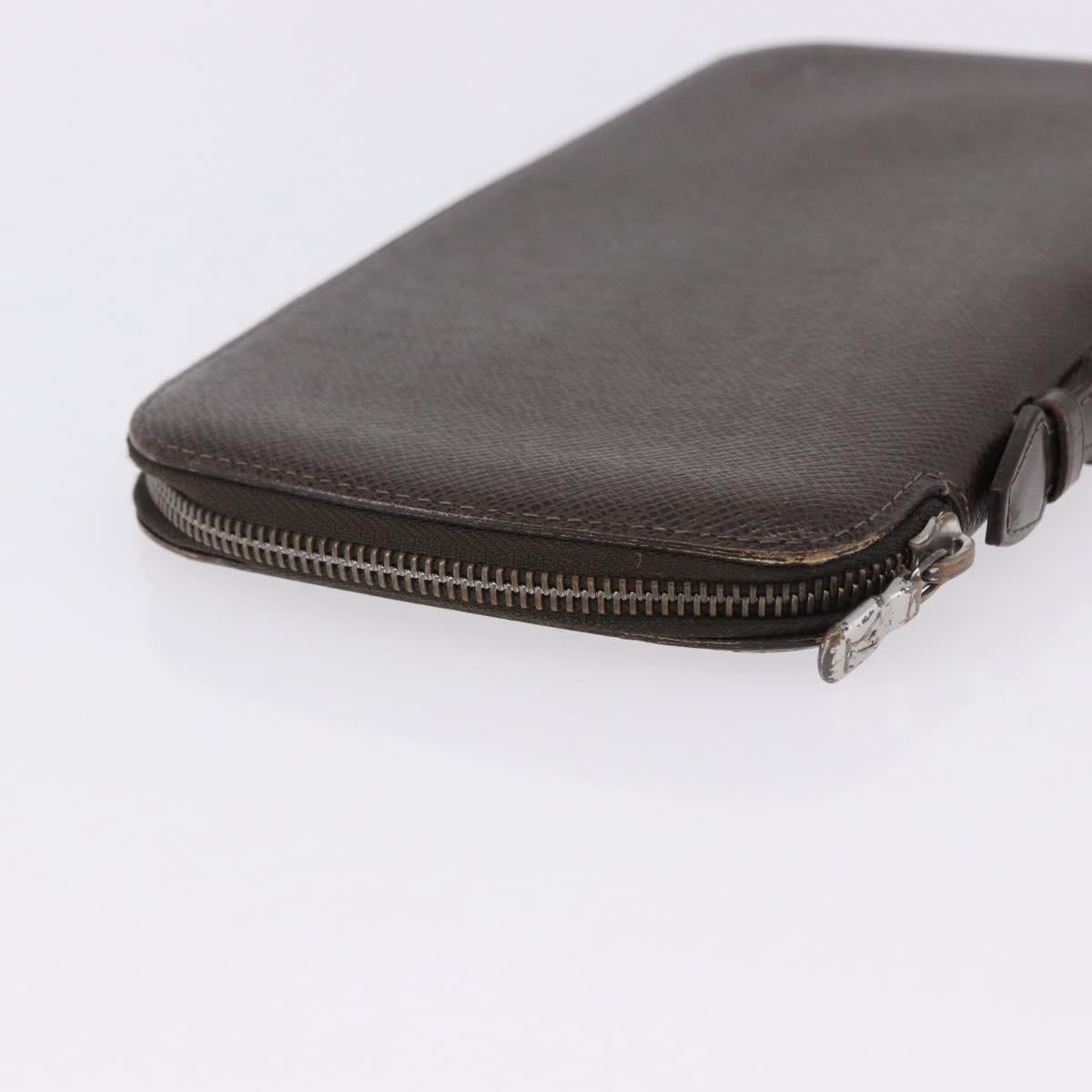 LOUIS VUITTON Taiga Organizer Atoll Travel Case Grizzly M30658 LV Auth 193375A