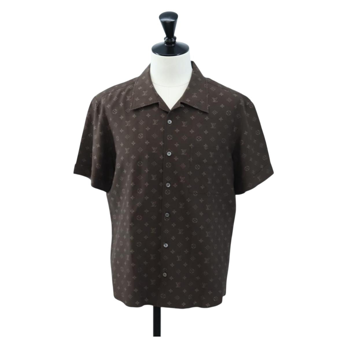 LOUIS VUITTON Short-Sleeved Shirt Silk 40 Brown LV Auth 193730M