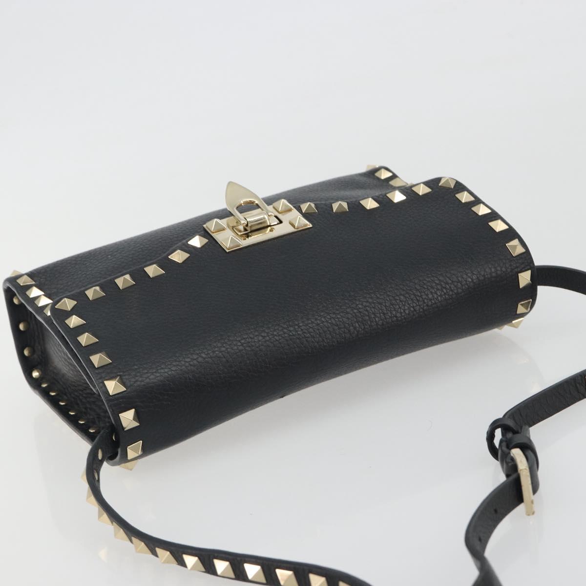 VALENTINO Studs Shoulder Bag Leather Black Gold Auth 193963A