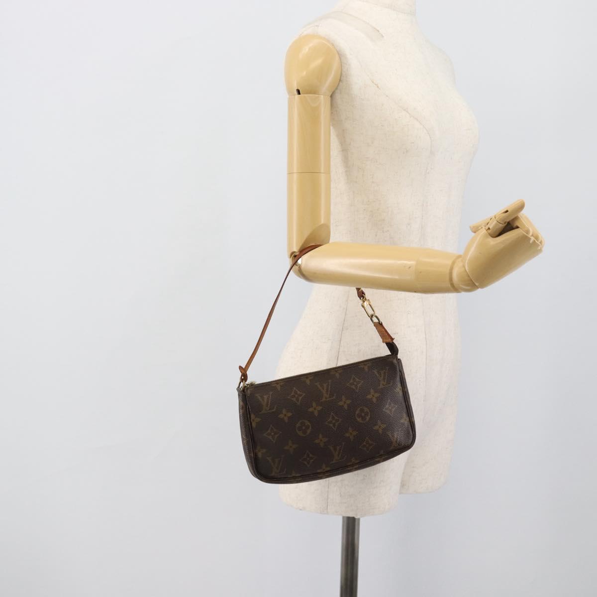 LOUIS VUITTON Monogram Pochette Accessoires Pouch M51980 LV Auth 193970