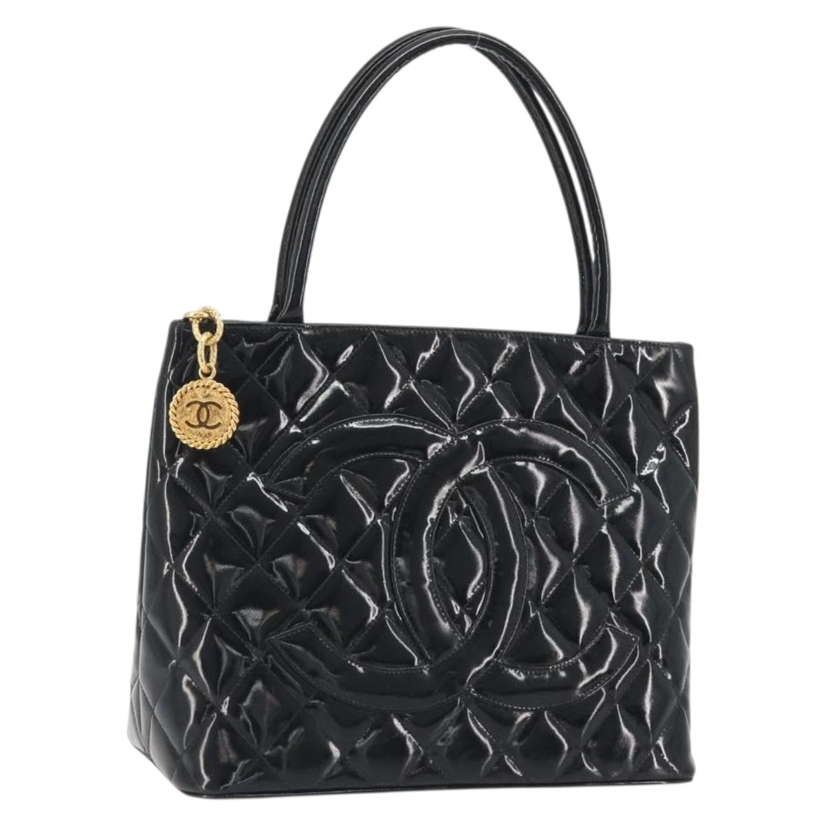 CHANEL Matelasse Reprint Tote Bag Patent Leather Black Gold CC Auth 194057V