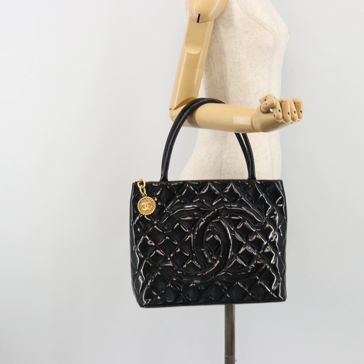 CHANEL Matelasse Reprint Tote Bag Patent Leather Black Gold CC Auth 194057V