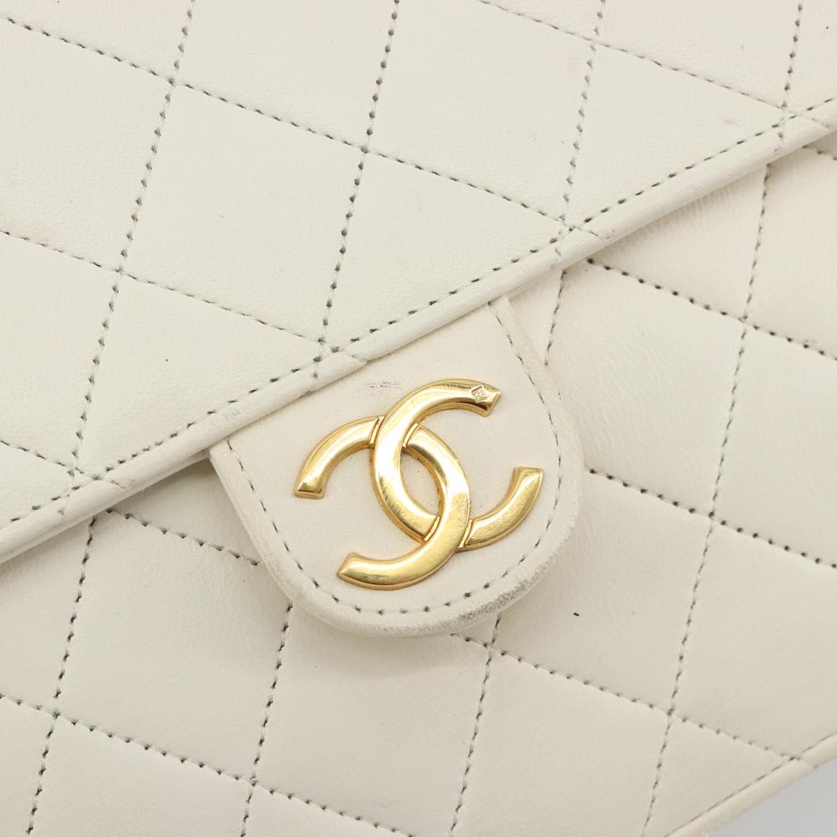 CHANEL Matelasse Chain Chain Shoulder Bag Lamb Skin White Gold CC Auth 194059