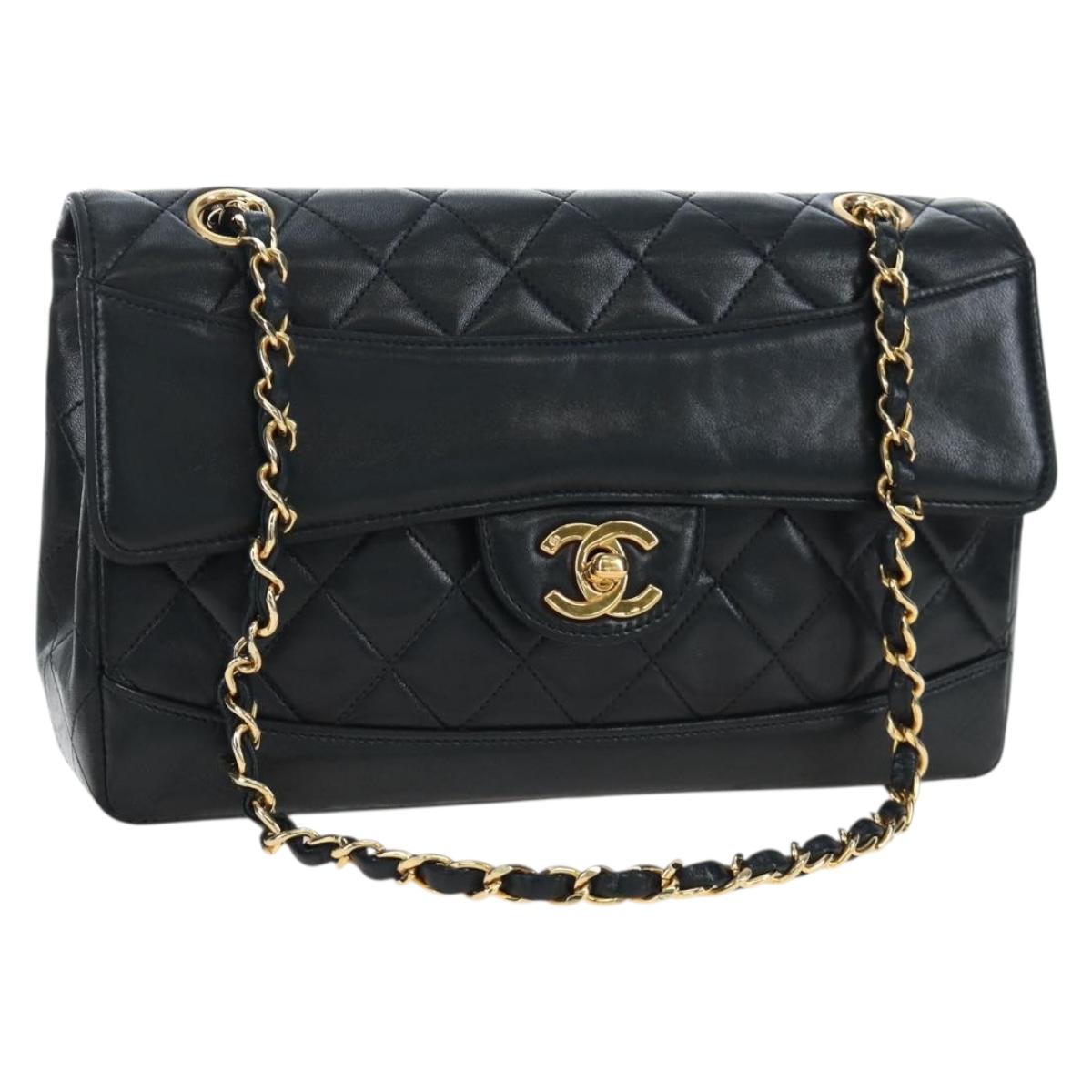 CHANEL Matelasse Chain Shoulder Bag Lamb Skin Black Gold Tone CC Auth 194095SAM