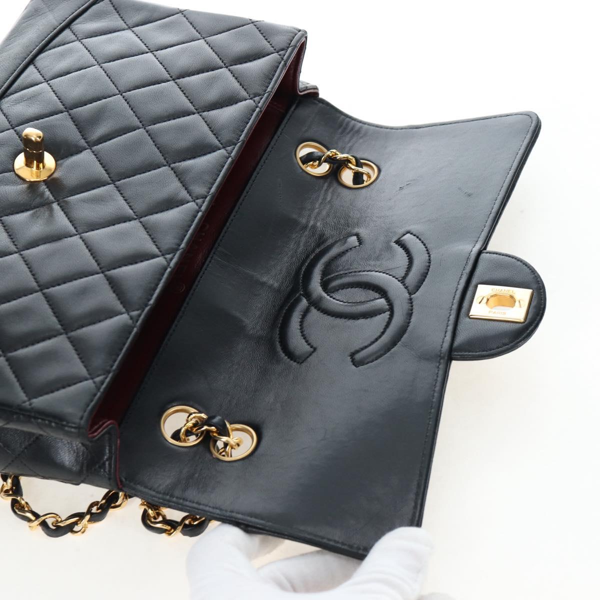 CHANEL Matelasse Chain Shoulder Bag Lamb Skin Black Gold Tone CC Auth 194095SAM