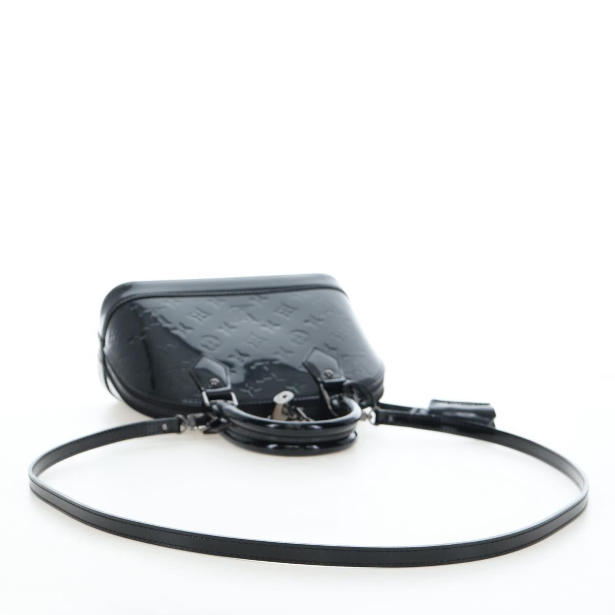 LOUIS VUITTON Monogram Vernis Alma BB Hand Bag Noir Manetic M90063 Auth 194104SM