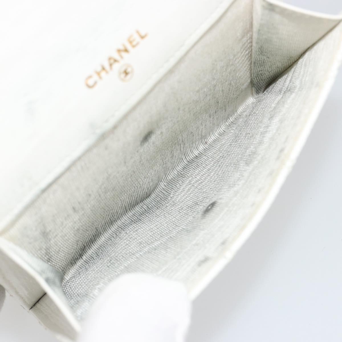 CHANEL Bicolore Bifold Wallet Caviar Skin White Gold Tone CC Auth 194133A