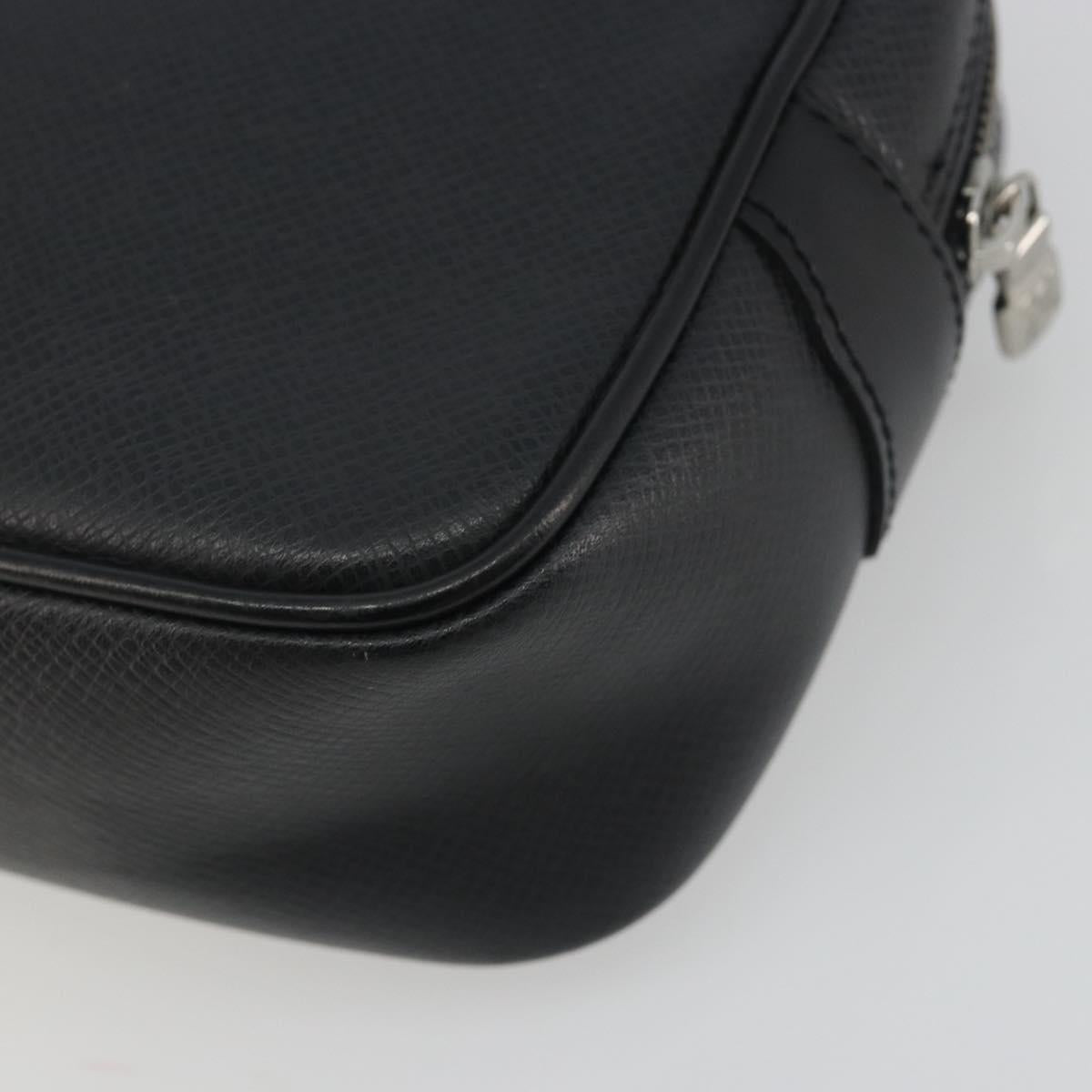 LOUIS VUITTON Taiga Karga Clutch Bag Ardoise M30812 LV Auth 194146A