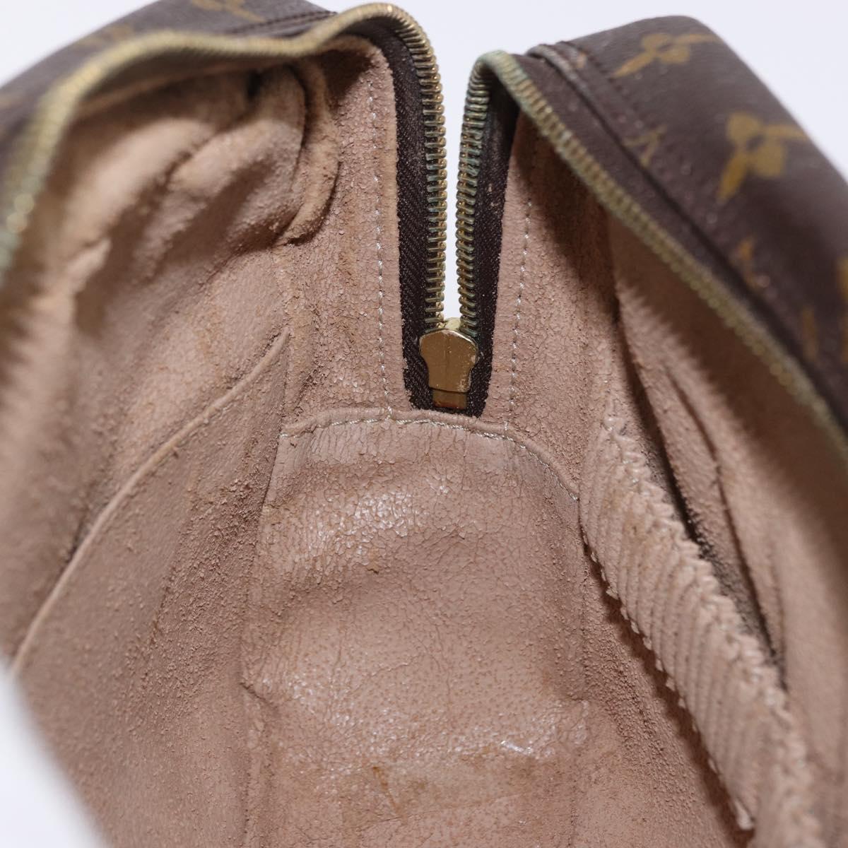 LOUIS VUITTON Monogram Trousse Toilette 28 Clutch Bag M47522 LV Auth 194200