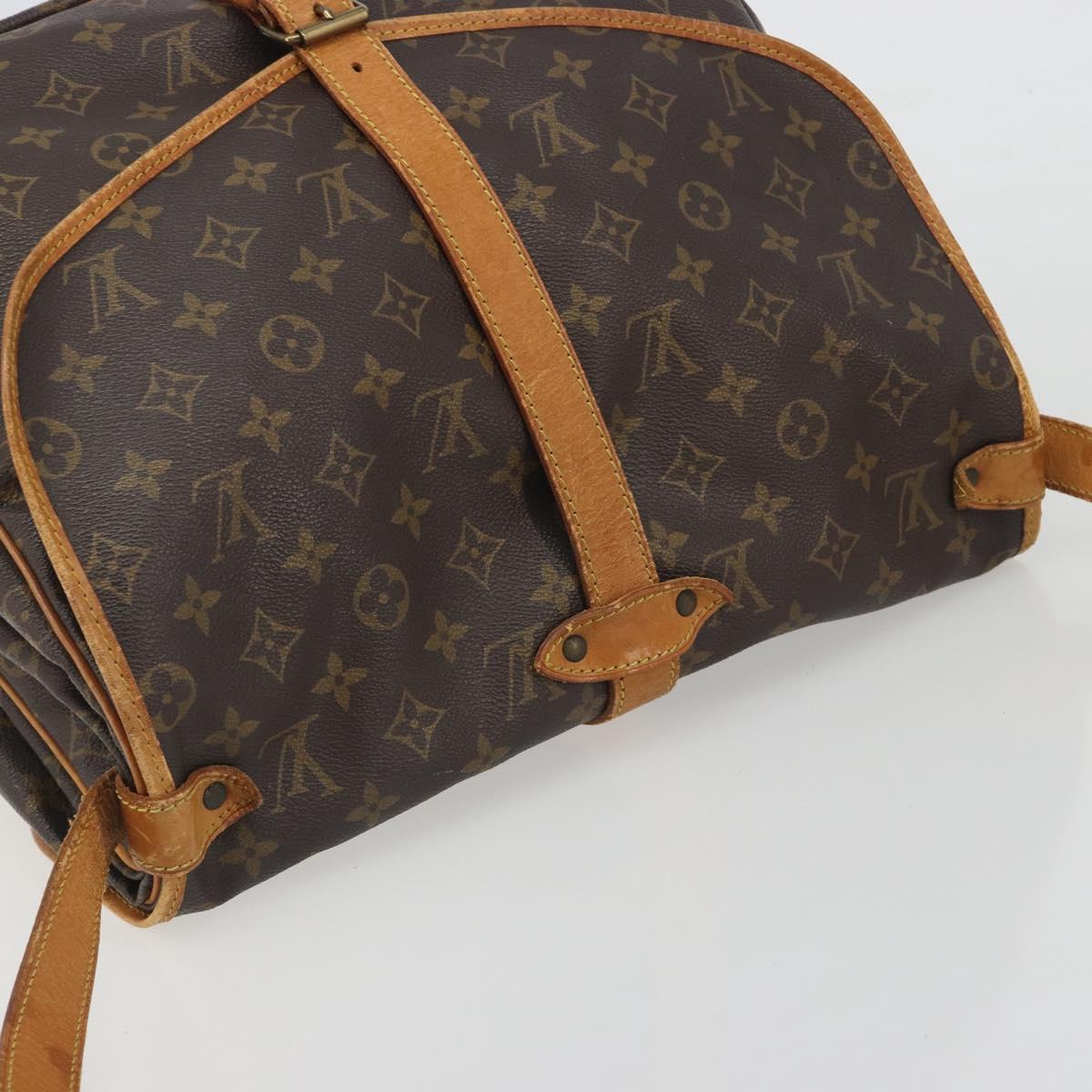 LOUIS VUITTON Monogram Saumur 35 Shoulder Bag M42254 LV Auth 194554