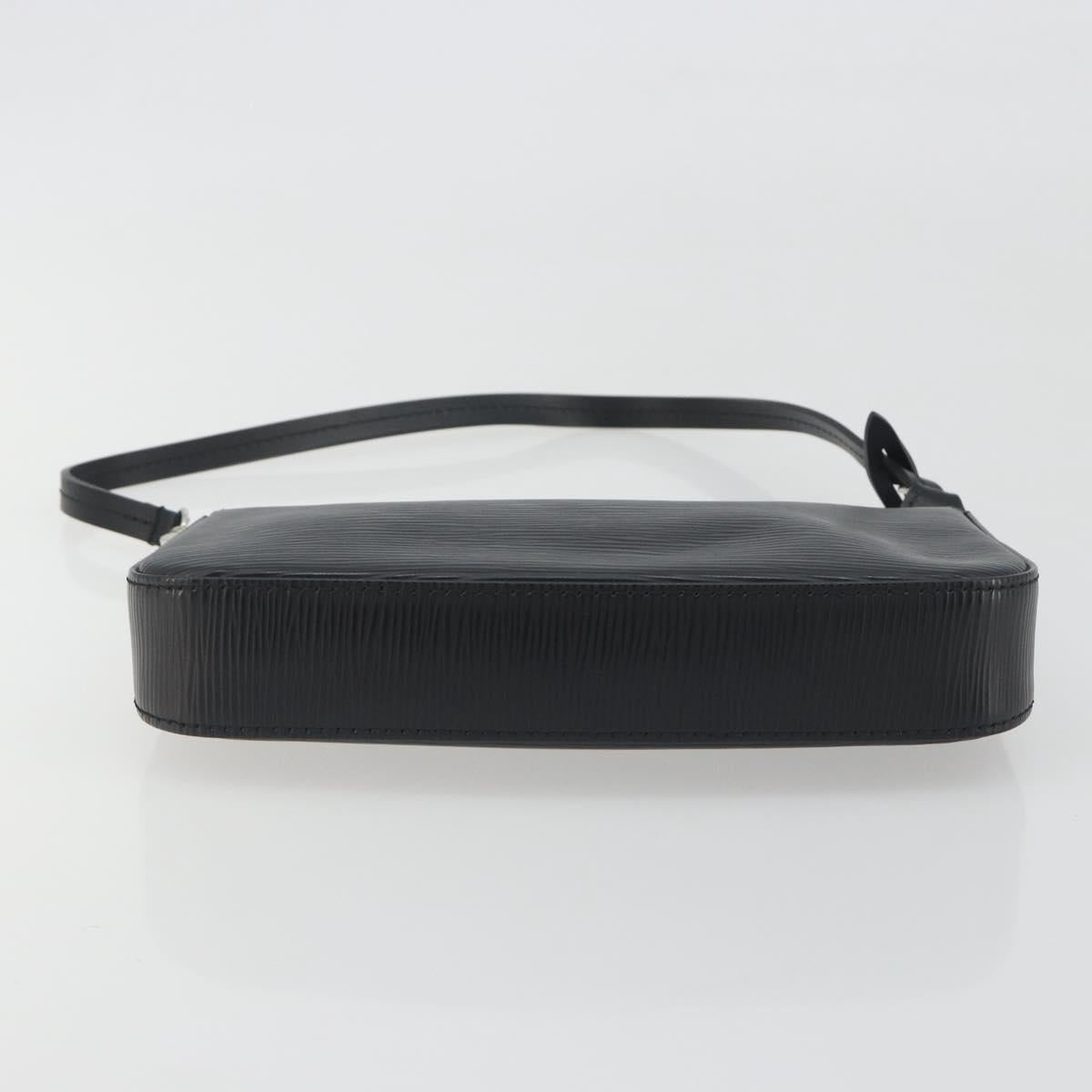 LOUIS VUITTON Epi Pochette Accessoires Pouch Black M52982 LV Auth 194599V