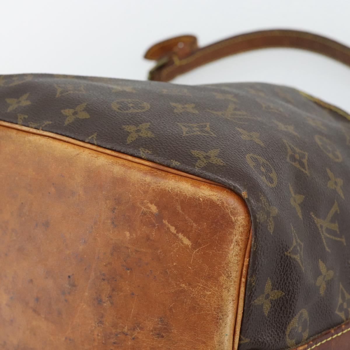 LOUIS VUITTON Monogram Petit Noe Shoulder Bag M42226 LV Auth 194644