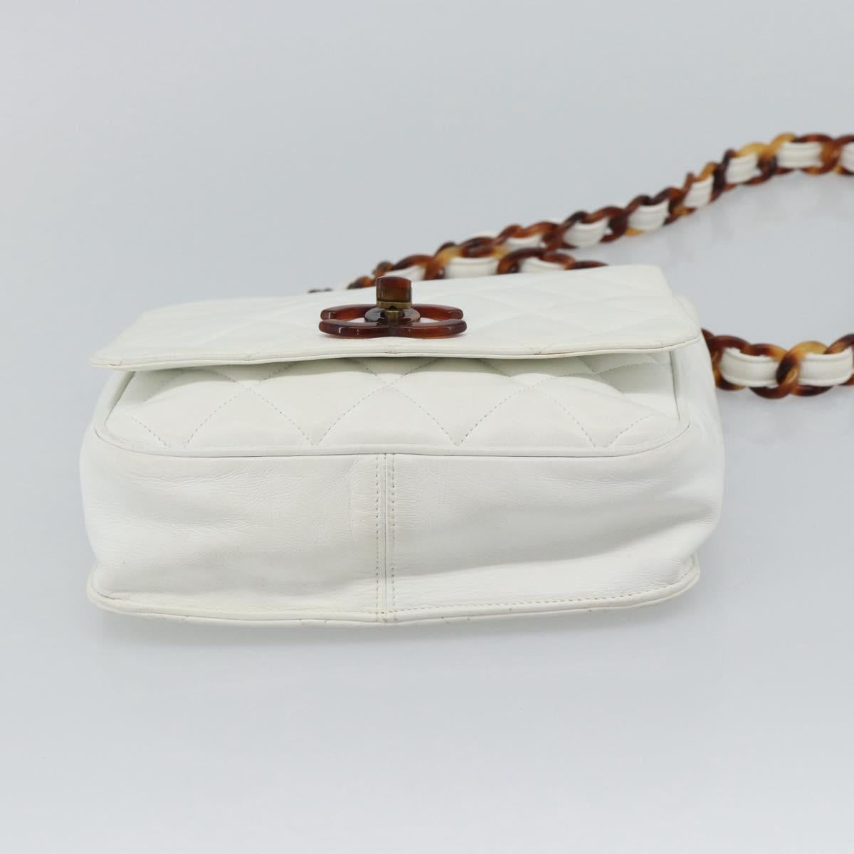 CHANEL Matelasse Chain Shoulder Bag Lamb Skin White CC Auth 194671V