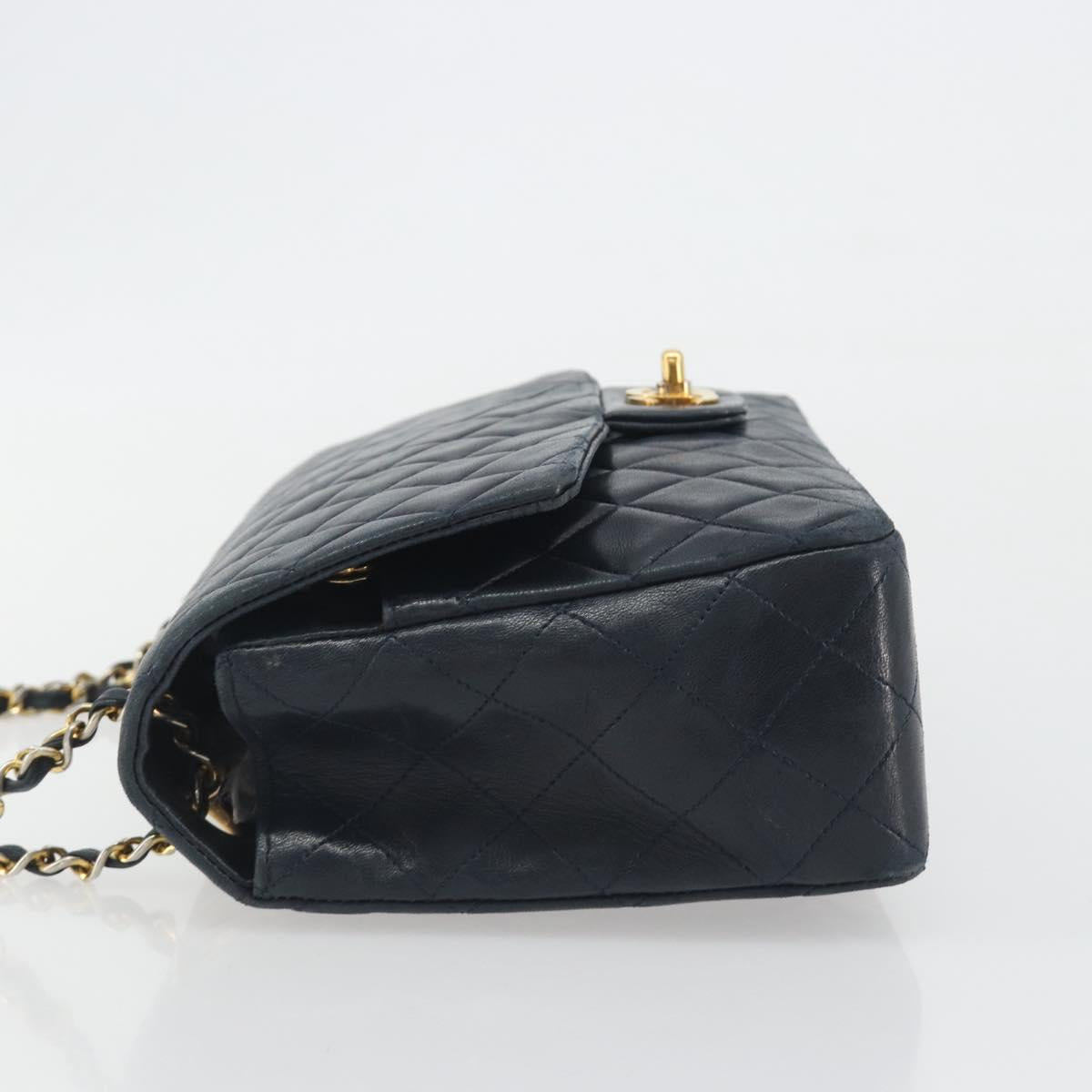 CHANEL Matelasse Chain Shoulder Bag Lamb Skin Navy Gold CC Auth 194776A