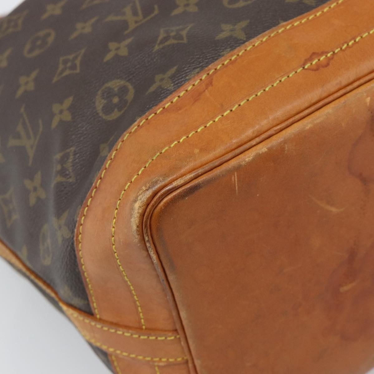 LOUIS VUITTON Monogram Petit Noe Shoulder Bag M42226 LV Auth 194837