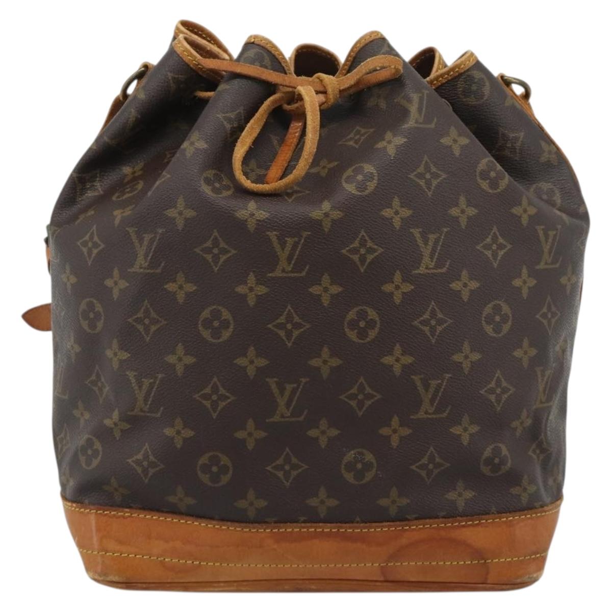 LOUIS VUITTON Monogram Petit Noe Shoulder Bag M42226 LV Auth 194837