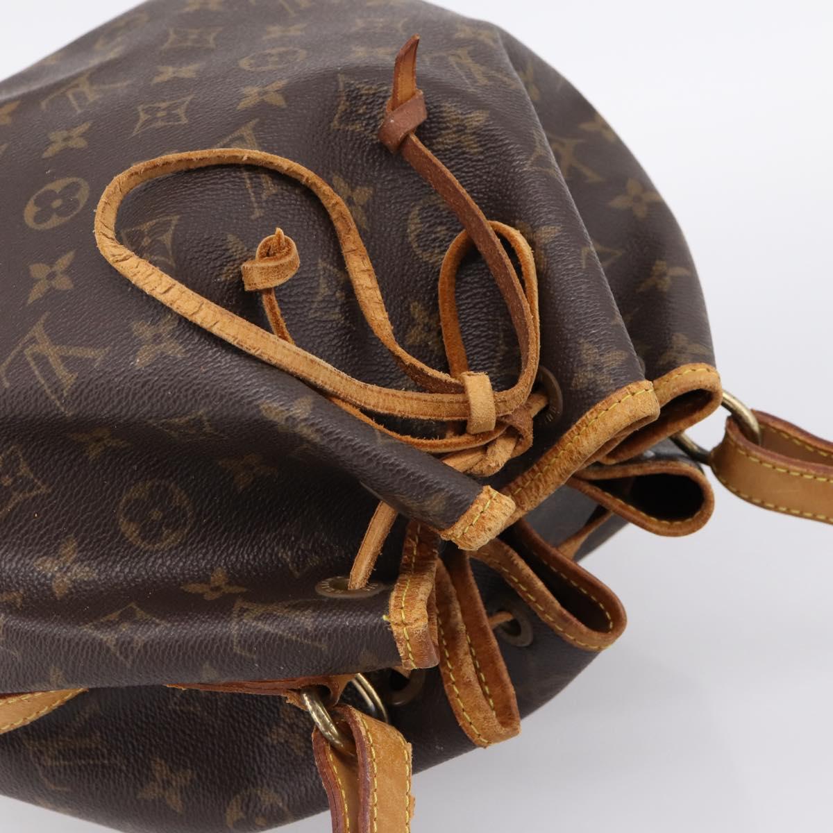 LOUIS VUITTON Monogram Petit Noe Shoulder Bag M42226 LV Auth 194912