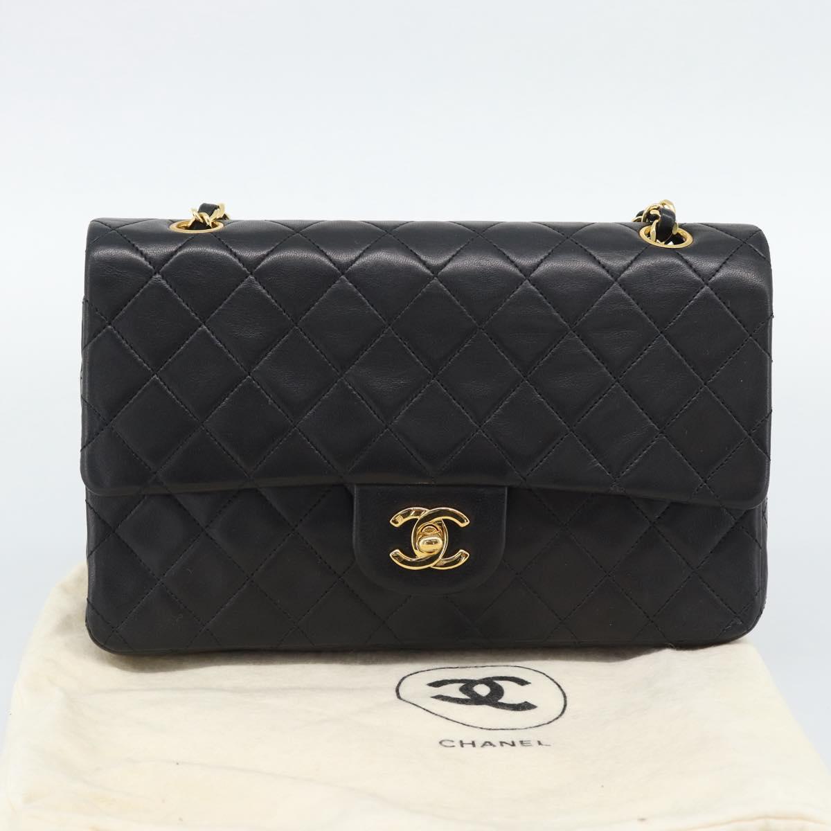CHANEL Matelasse 25 Double Flap Chain Bag Lamb Skin Black Gold CC Auth 194921SAM
