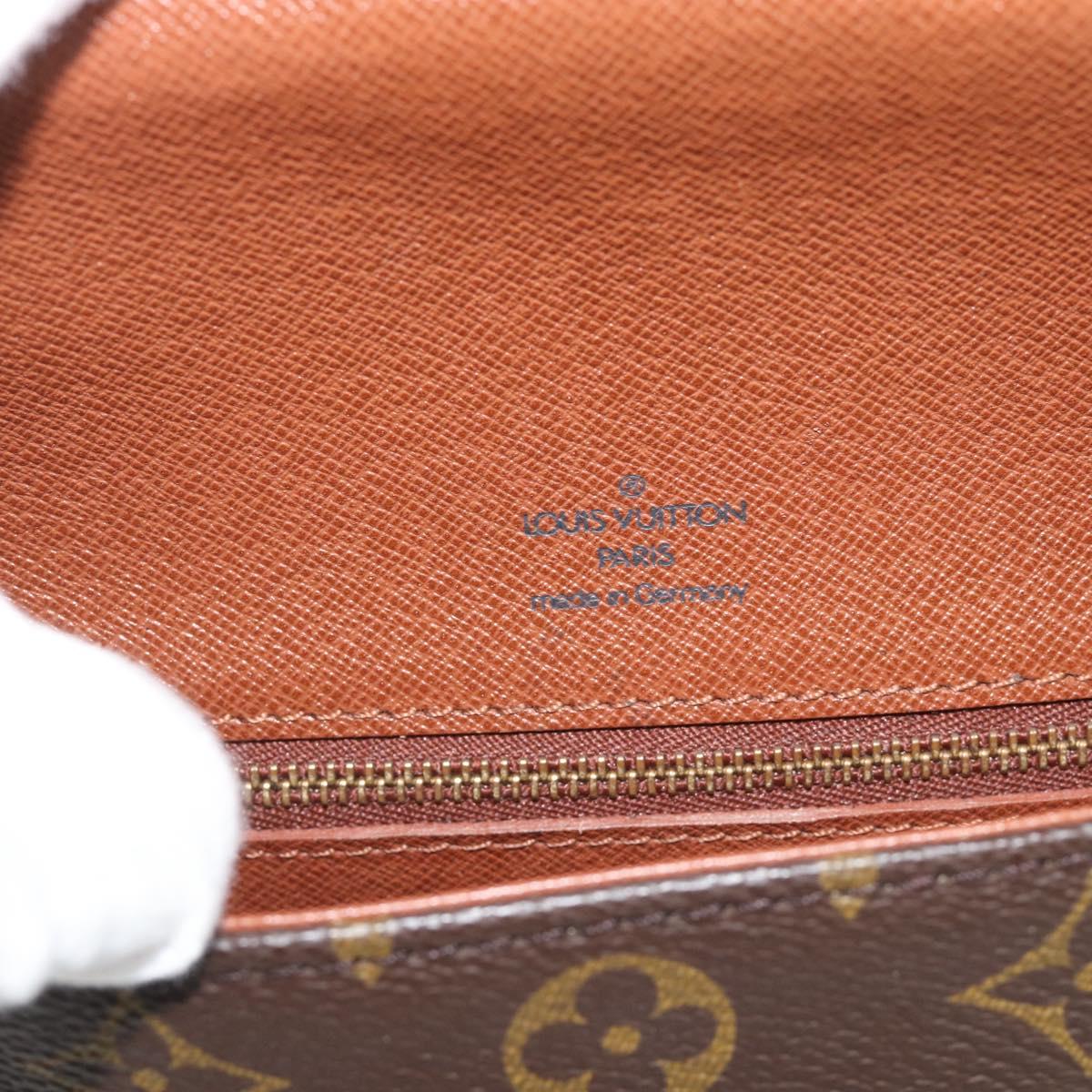 LOUIS VUITTON Monogram Saint Cloud MM Shoulder Bag M51243 LV Auth 194927