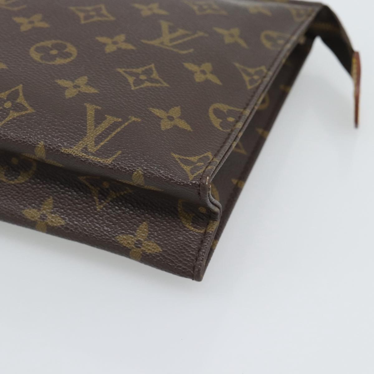 LOUIS VUITTON Monogram Poche Toilette 26 Pouch M47542 LV Auth 194940A