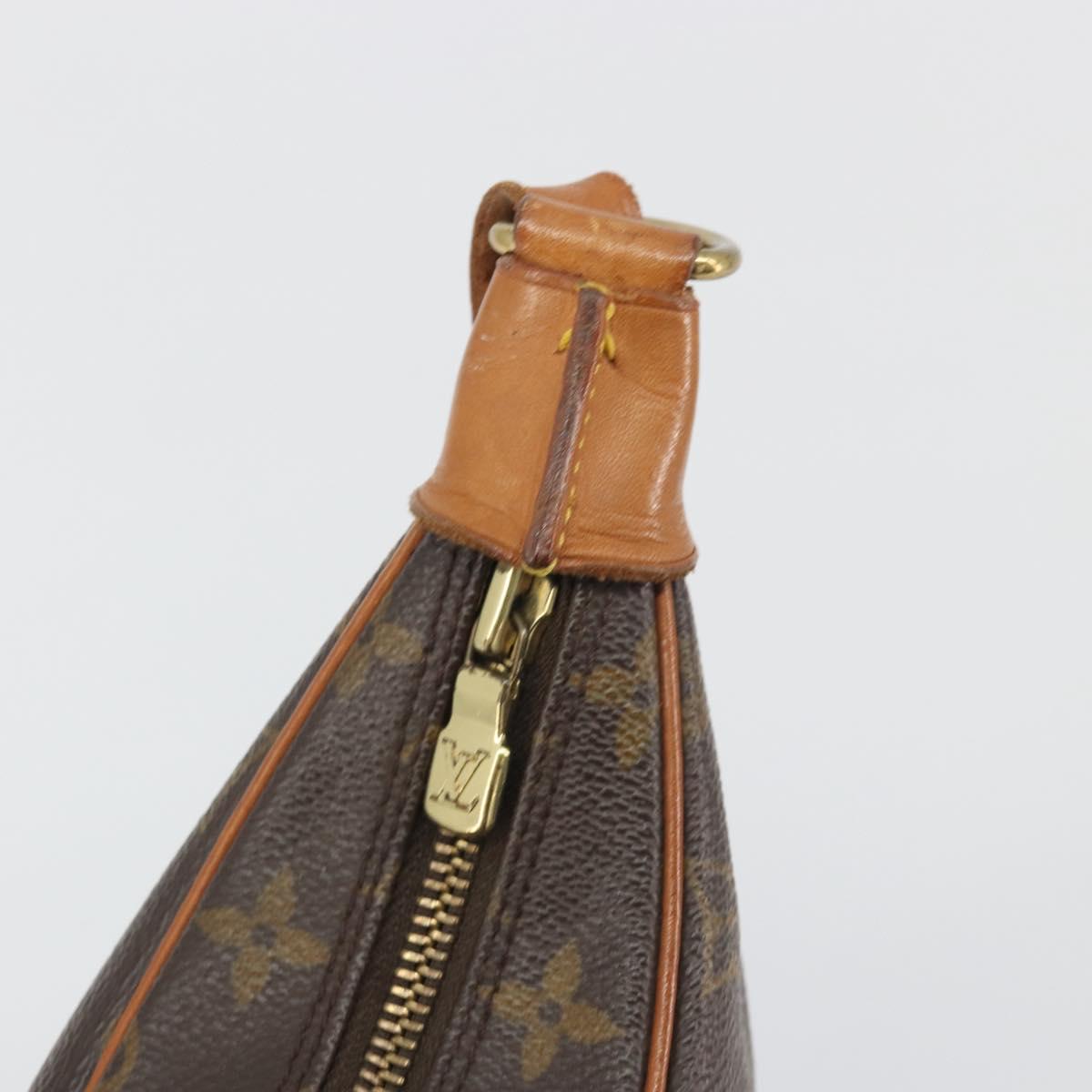 LOUIS VUITTON Monogram Boulogne 30 Shoulder Bag M51265 LV Auth 194984A