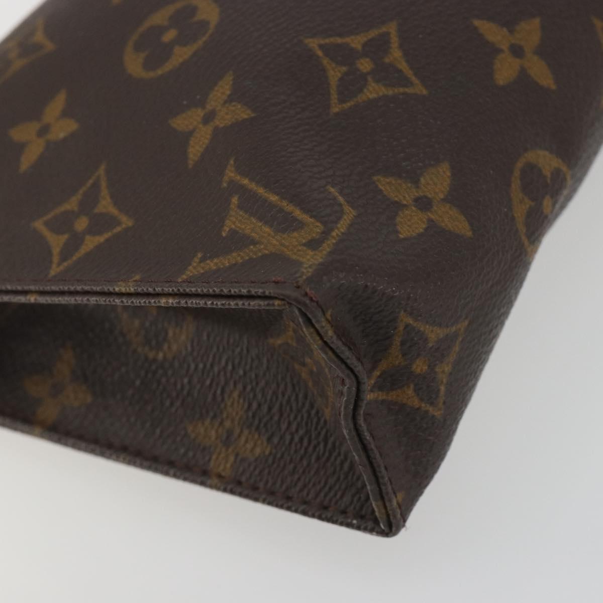 LOUIS VUITTON Monogram Poche Toilette 19 Pouch M47544 LV Auth 195034
