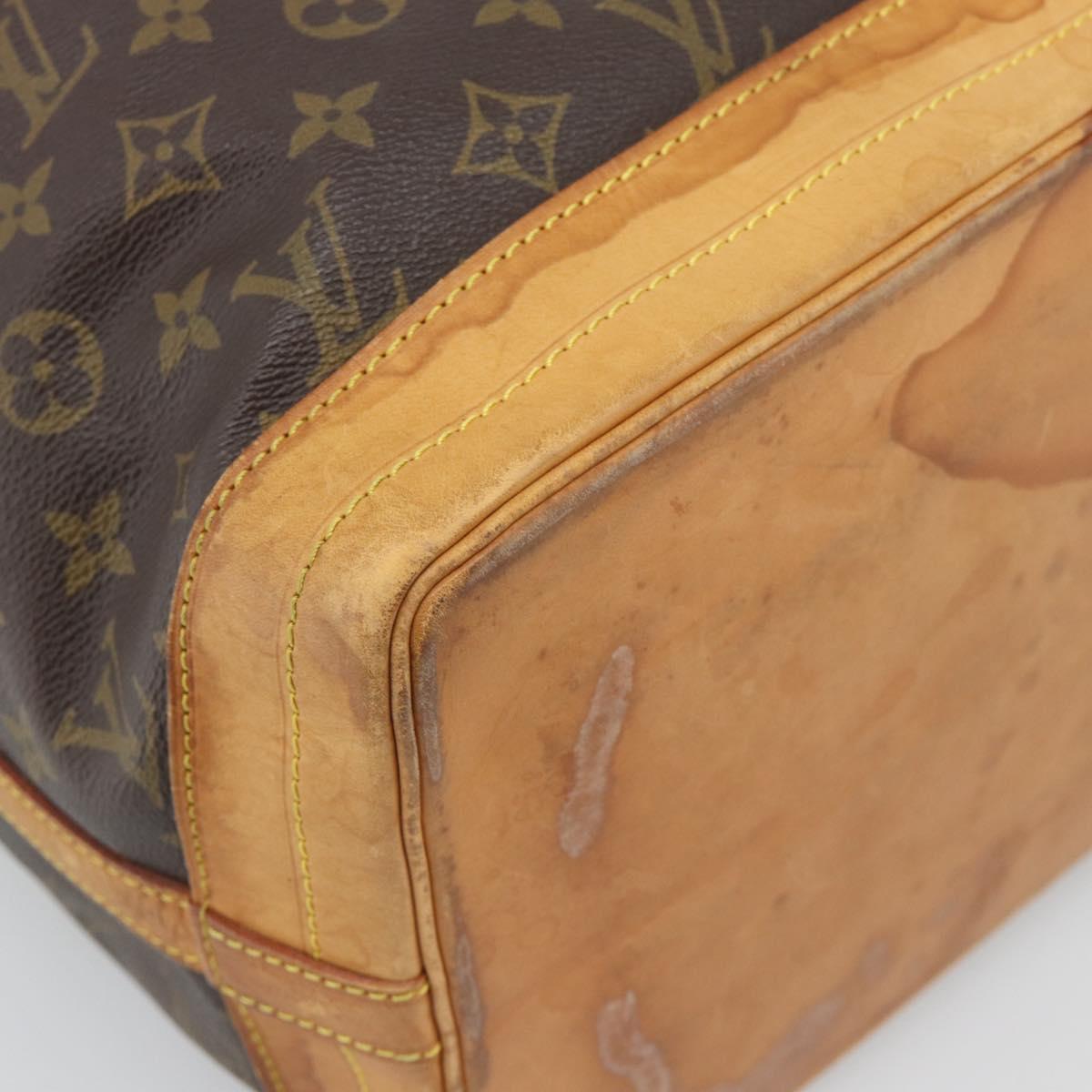 LOUIS VUITTON Monogram Petit Noe Shoulder Bag M42226 LV Auth 195175
