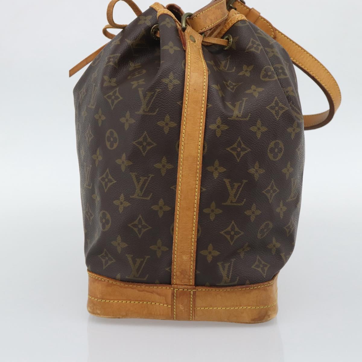 LOUIS VUITTON Monogram Petit Noe Shoulder Bag M42226 LV Auth 195175