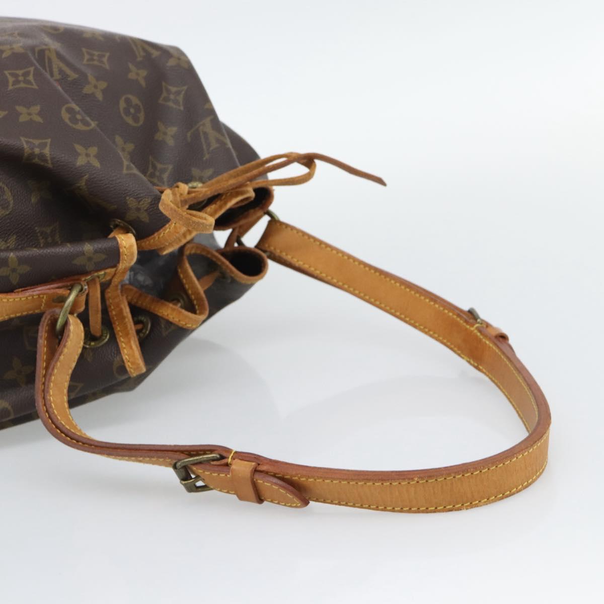 LOUIS VUITTON Monogram Petit Noe Shoulder Bag M42226 LV Auth 195175