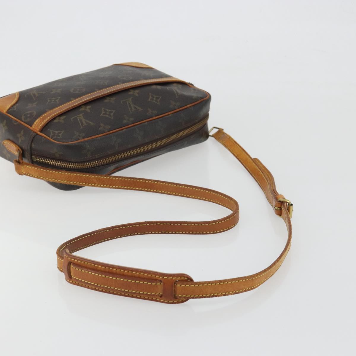LOUIS VUITTON Monogram Trocadero 27 Shoulder Bag M51274 LV Auth 195264