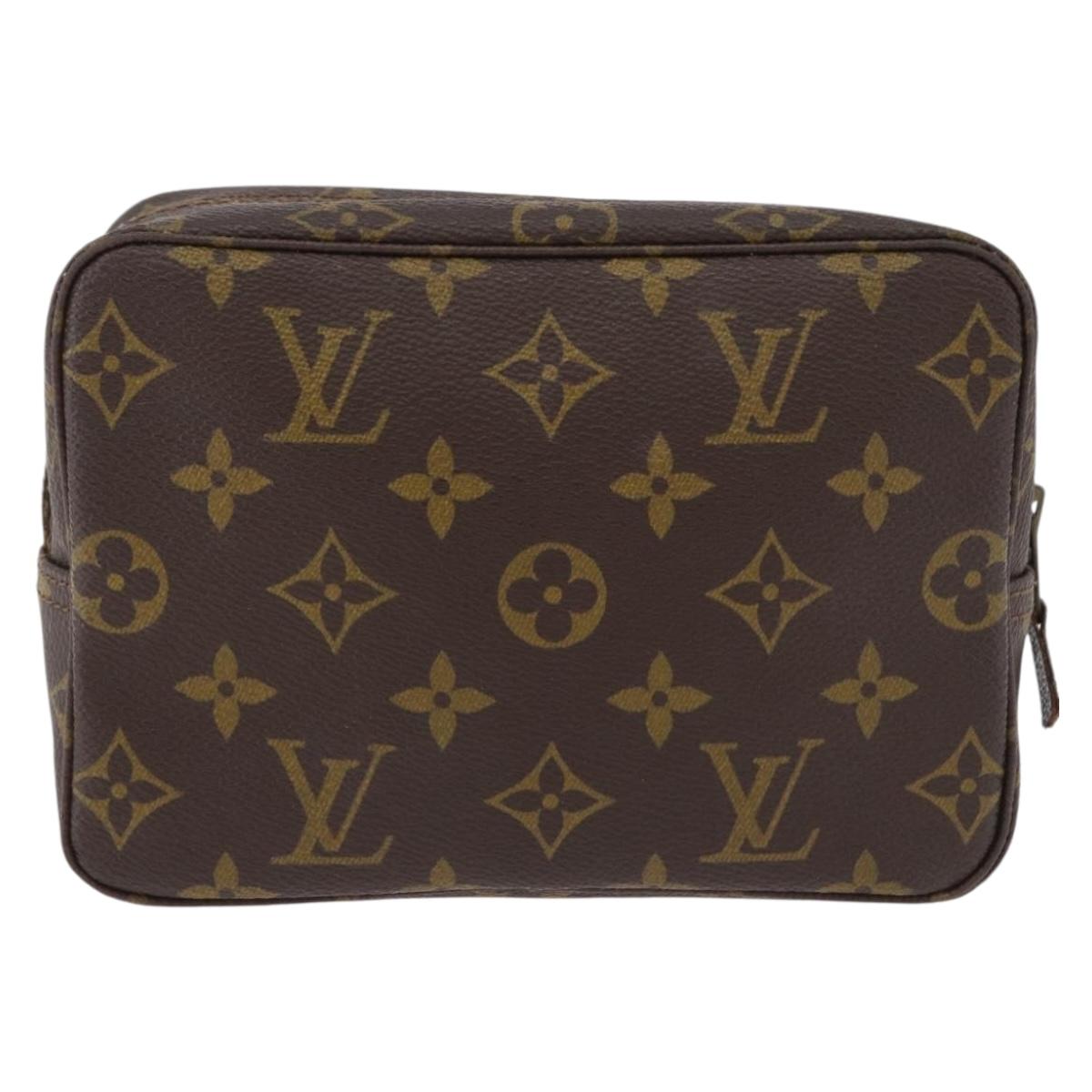 LOUIS VUITTON Monogram Trousse Toilette 18 Pouch M47526 LV Auth 195387A