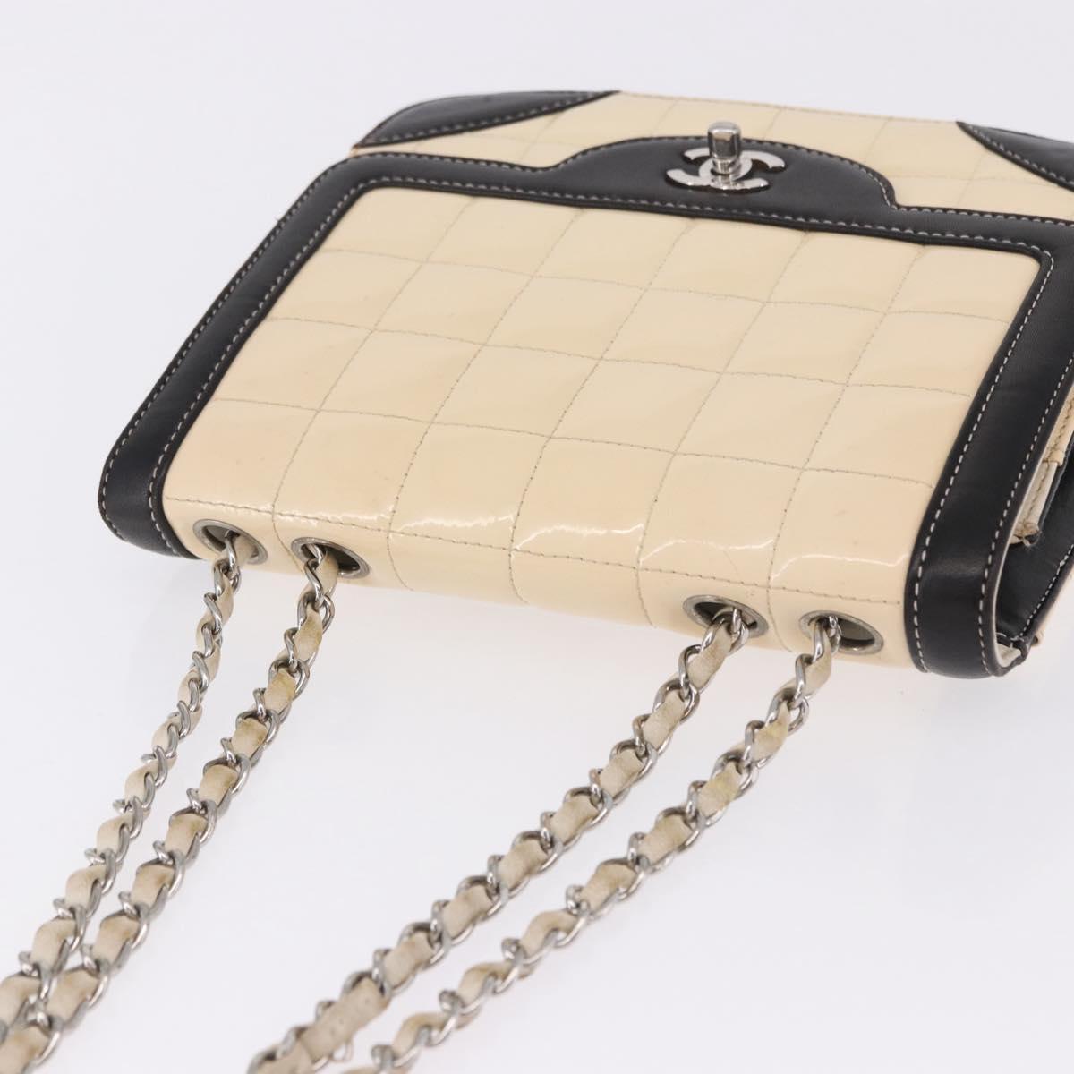 CHANEL Choco Bar Line Turn Lock Chain Bag Patent Leather Ivory CC Auth 195749V