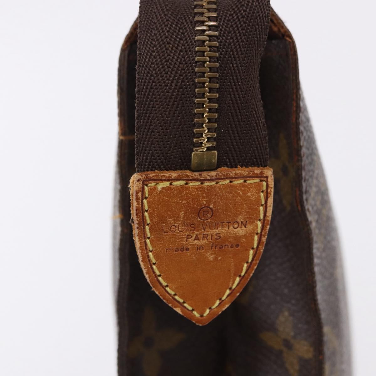 LOUIS VUITTON Monogram Poche Toilette 26 Pouch M47542 LV Auth 195783