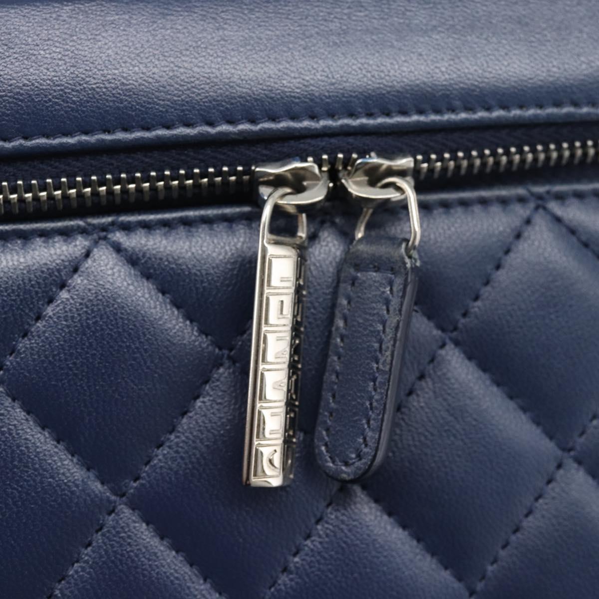 CHANEL Matelasse Vanity Cosmetic Pouch Lamb Skin Navy Silver CC Auth 196046A