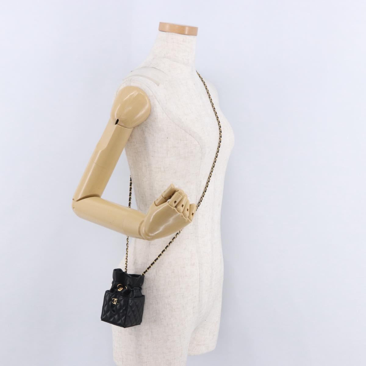 CHANEL Matelasse Chain Shoulder Bag Lamb Skin Black Gold Tone CC Auth 196108SAM