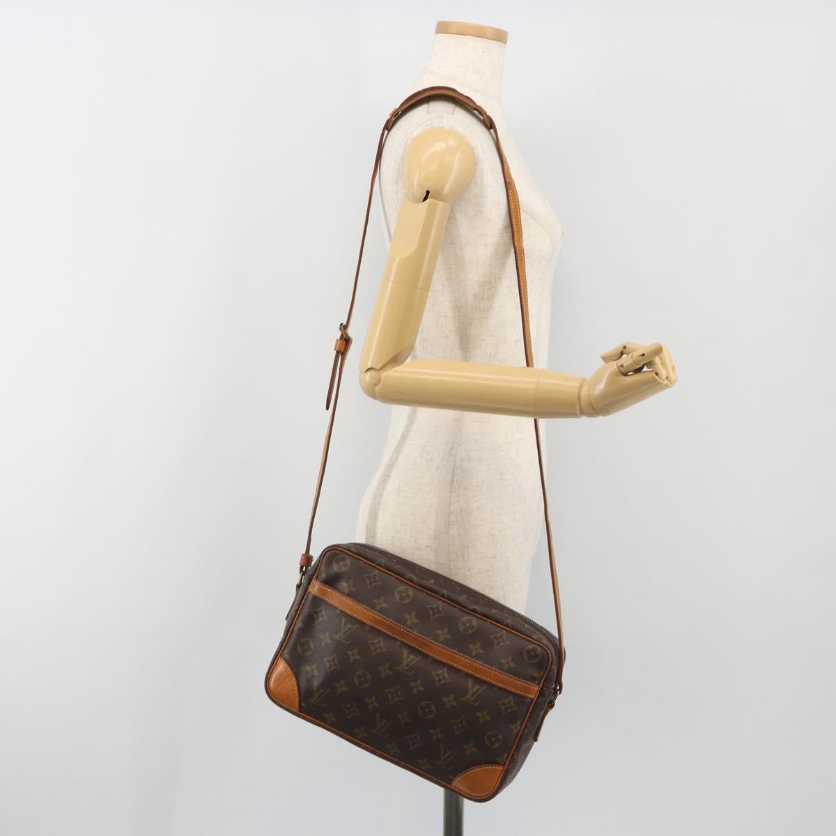 LOUIS VUITTON Monogram Trocadero 30 Shoulder Bag M51272 LV Auth 196202A