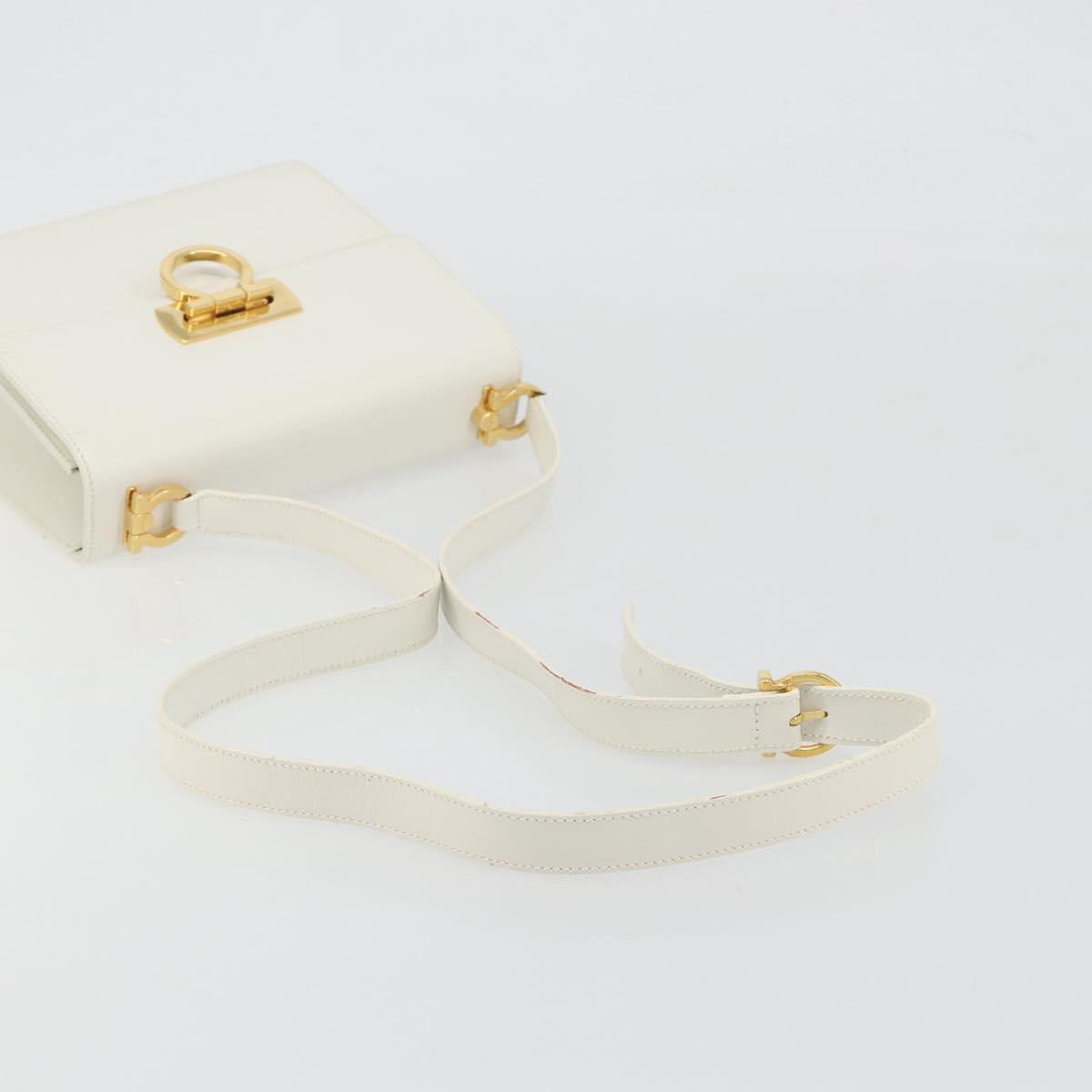 Salvatore Ferragamo Gancini Shoulder Bag Leather White Gold Tone Auth 196208