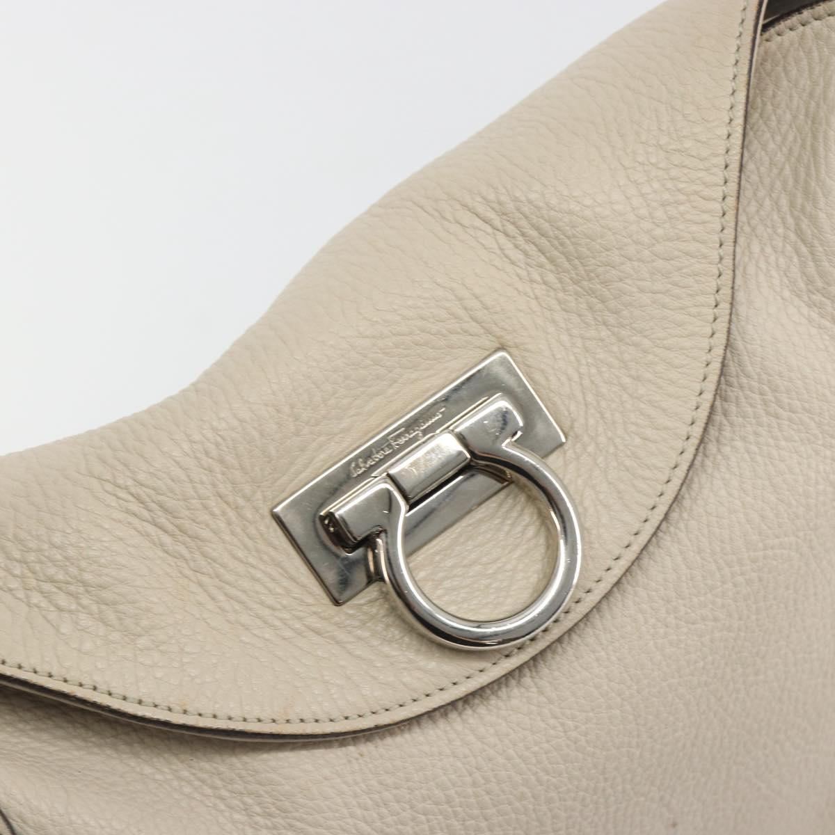 Salvatore Ferragamo Gancini Shoulder Bag Leather Ivory Silver Auth 196279