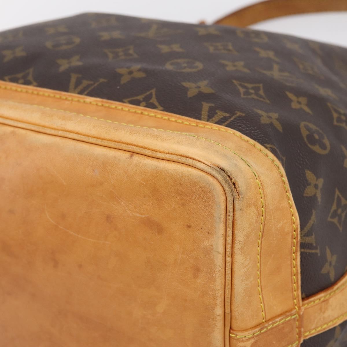 LOUIS VUITTON Monogram Petit Noe Shoulder Bag M42226 LV Auth 196290