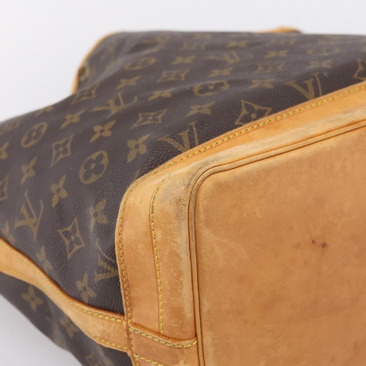 LOUIS VUITTON Monogram Petit Noe Shoulder Bag M42226 LV Auth 196290