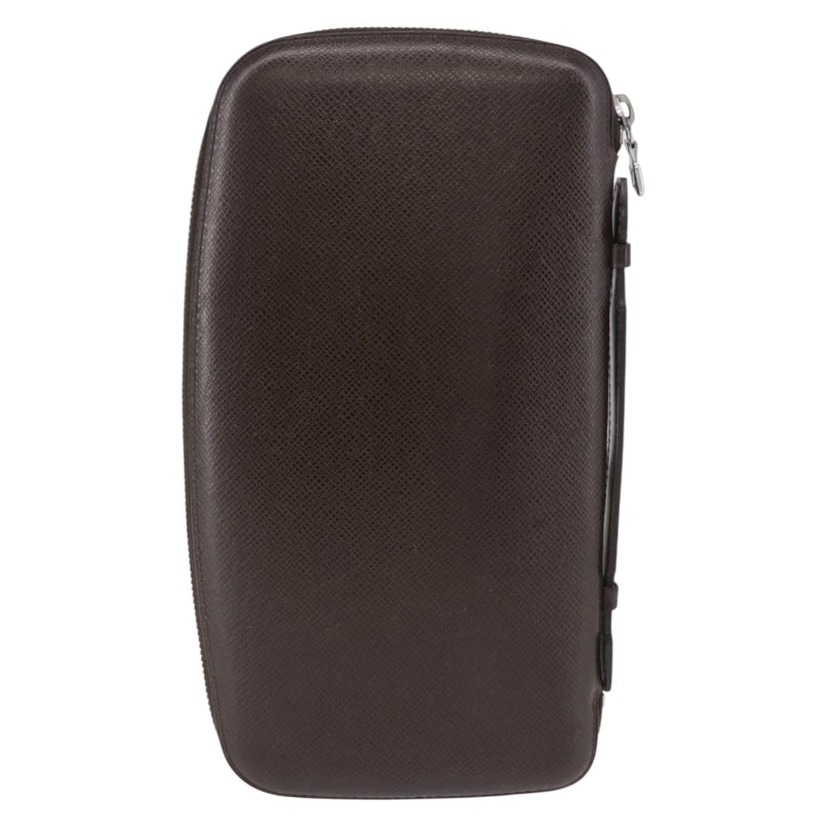 LOUIS VUITTON Taiga Organizer Atoll Travel Case Grizzly M30658 LV Auth 196305