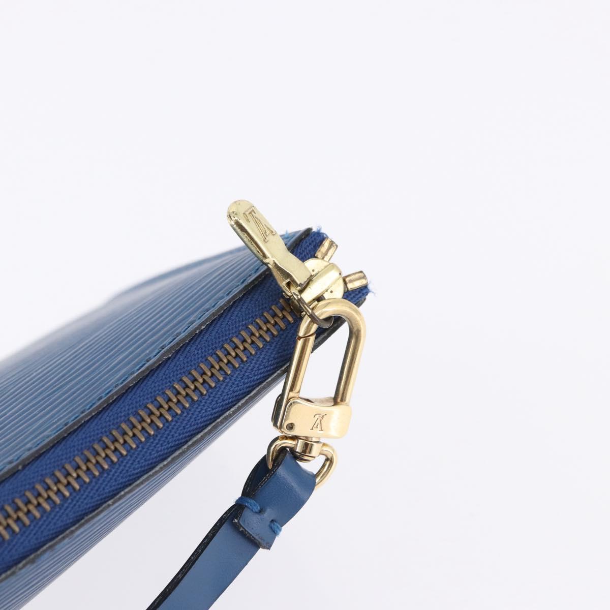 LOUIS VUITTON Epi Pochette Accessoires Pouch Blue M52985 LV Auth 196311