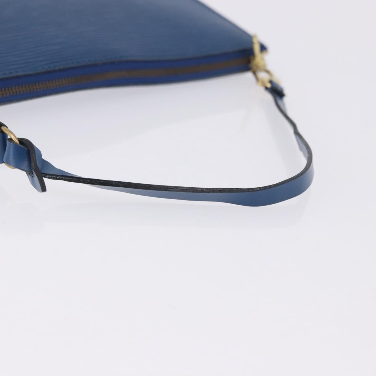 LOUIS VUITTON Epi Pochette Accessoires Pouch Blue M52985 LV Auth 196311
